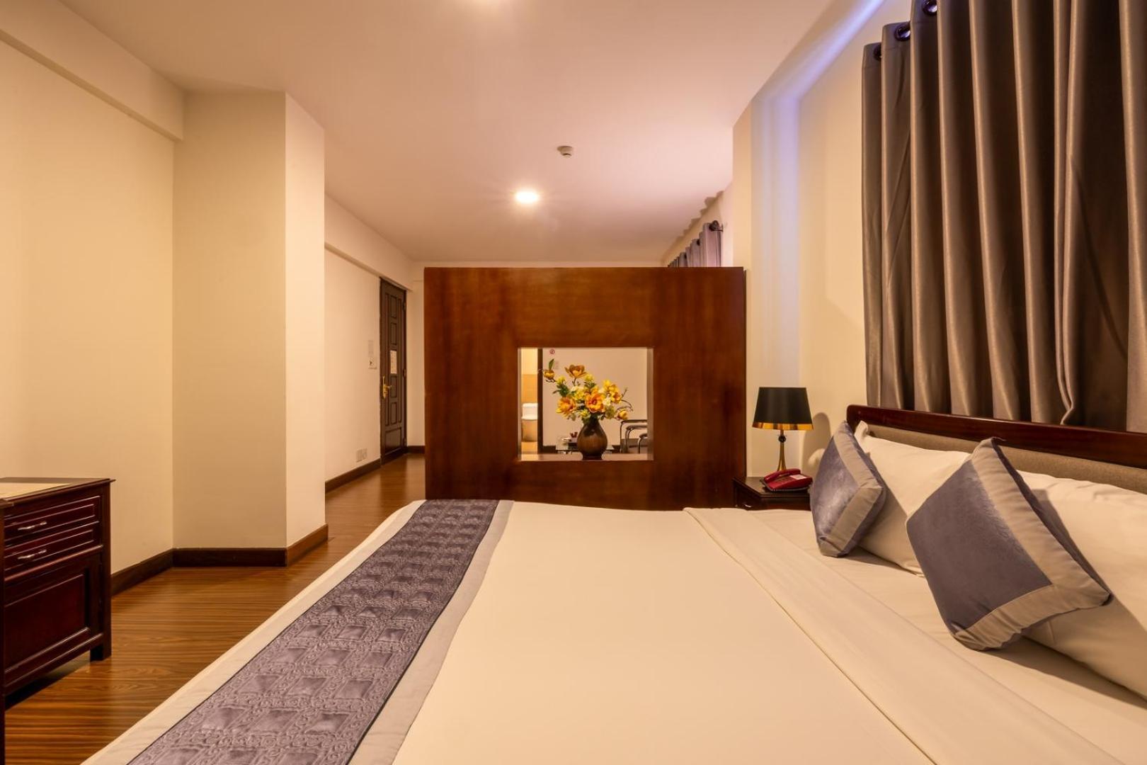 Baly Hotel Hué Eksteriør billede